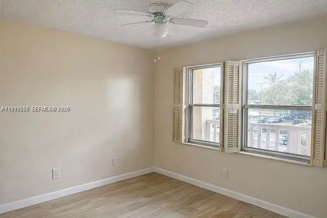 8901 Sunrise Lakes Boulevard 204, Sunrise, FL 33322