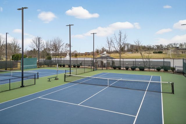 1128 Bastion Cir, Mount Juliet, TN 37122