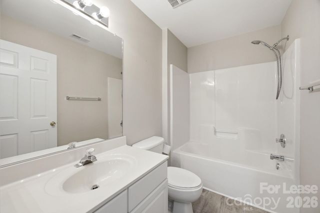 1804 Robinwood Village Drive, Gastonia, NC 28054