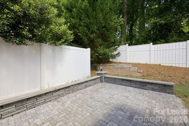 1804 Robinwood Village Drive, Gastonia, NC 28054