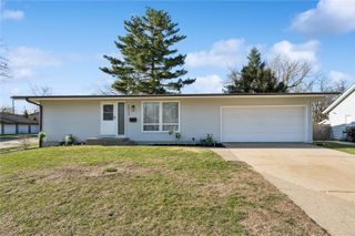 2533 Brookland Drive NE, Cedar Rapids, IA 52402