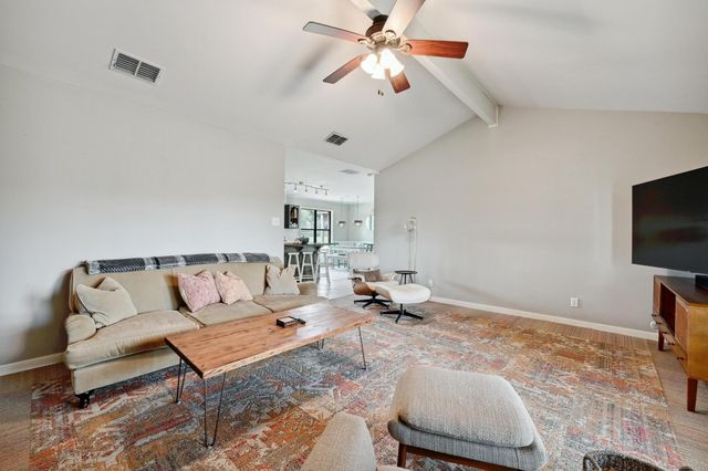 9209 Rock Way DR, Austin, TX 78736