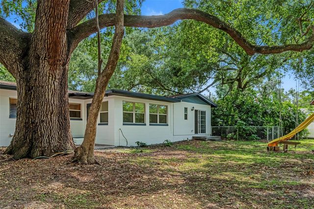 409 E GULLEY AVENUE, Oakland, FL 34760