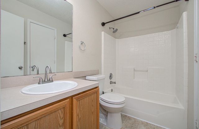 3407 Becker Glen Street, Fresno, TX 77545