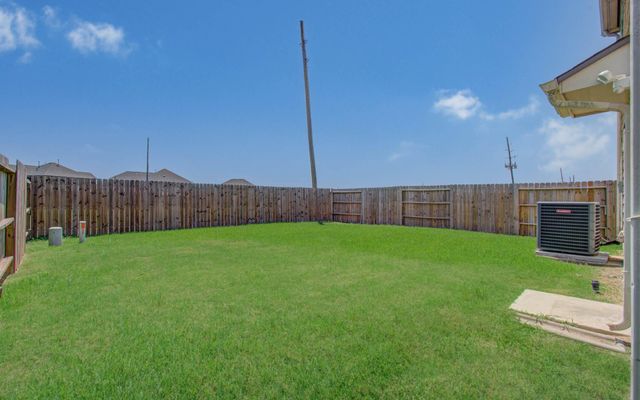 3407 Becker Glen Street, Fresno, TX 77545