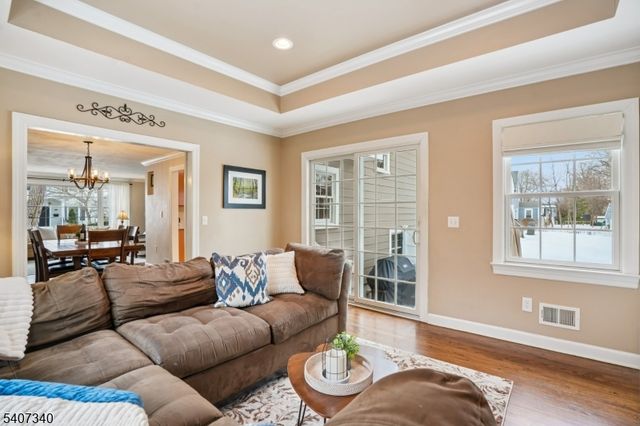 120 Center Ave, Chatham Boro, NJ 07928