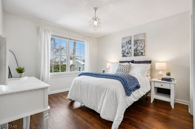 120 Center Ave, Chatham Boro, NJ 07928