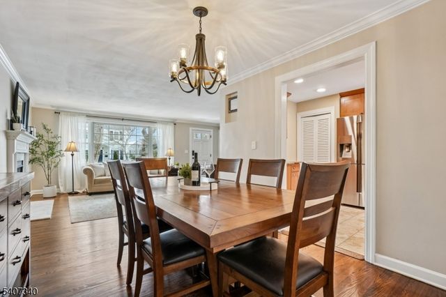 120 Center Ave, Chatham Boro, NJ 07928