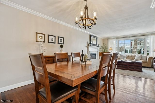 120 Center Ave, Chatham Boro, NJ 07928