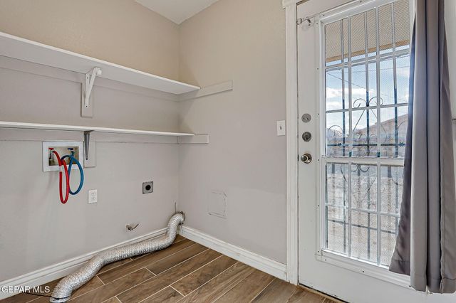 287 SUNSET HILLS Drive, El Paso, TX 79928