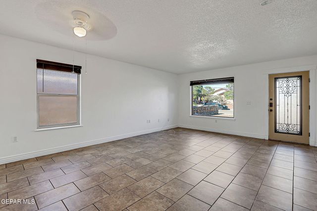 287 SUNSET HILLS Drive, El Paso, TX 79928