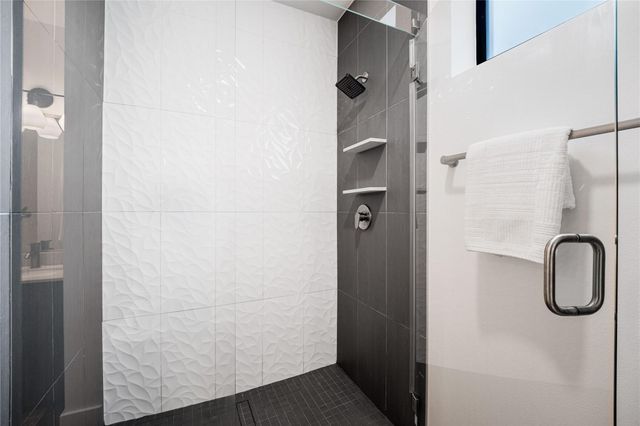 1615 E 7th ST 208, Austin, TX 78702