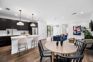 1615 E 7th ST 208, Austin, TX 78702