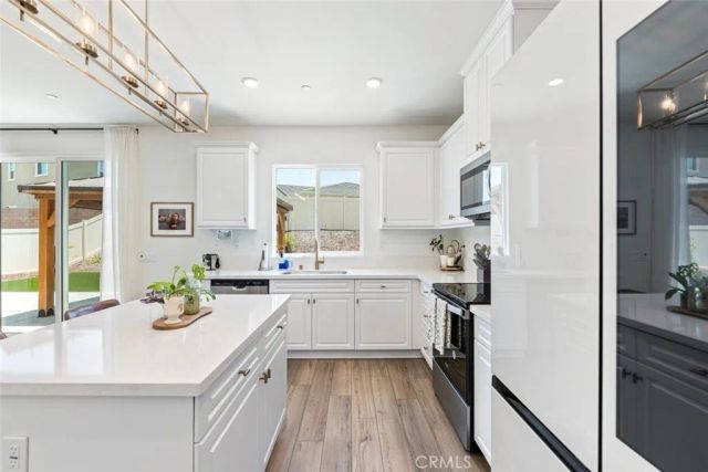 4836 Sicily Drive, Lake Elsinore, CA 92530