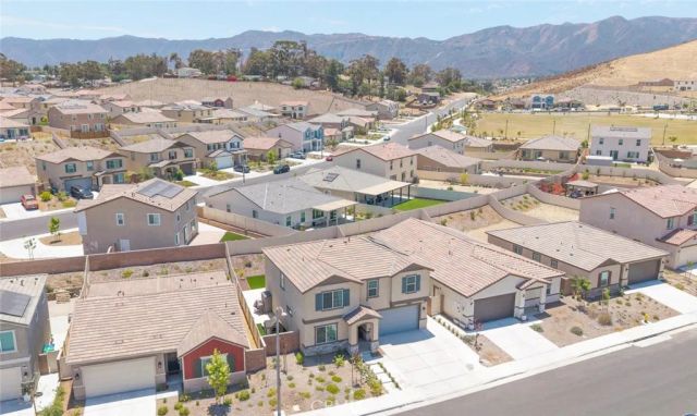 4836 Sicily Drive, Lake Elsinore, CA 92530