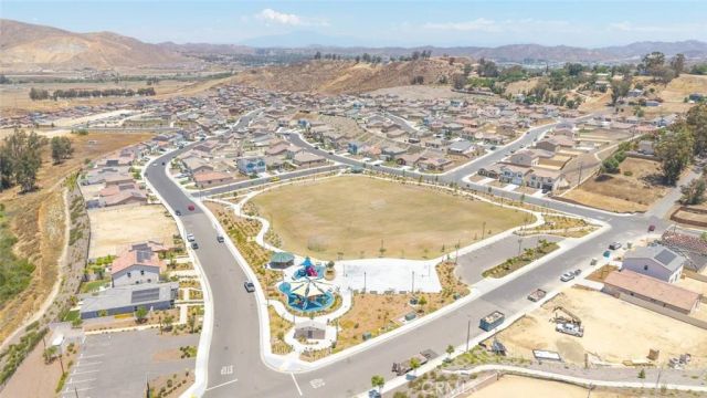 4836 Sicily Drive, Lake Elsinore, CA 92530