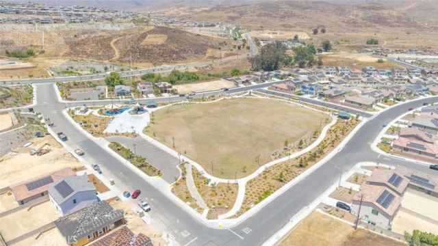 4836 Sicily Drive, Lake Elsinore, CA 92530