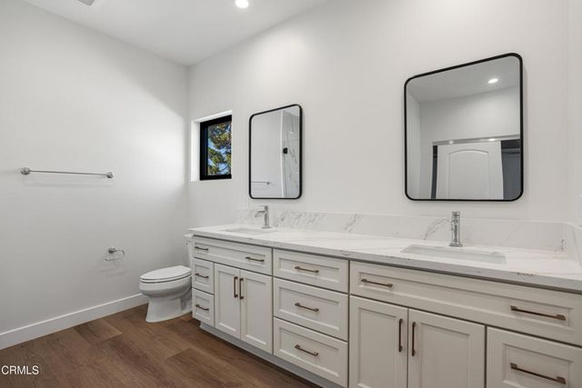 136 N Oakview Drive 103, Thousand Oaks, CA 91362