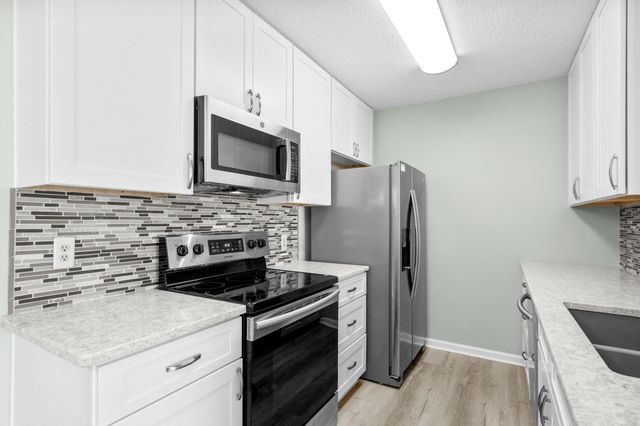 8830 Chandler Dr Apt H, Surfside Beach, SC 29575