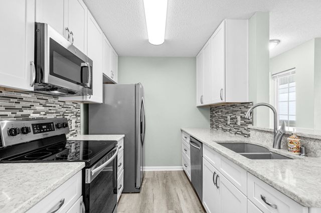 8830 Chandler Dr Apt H, Surfside Beach, SC 29575