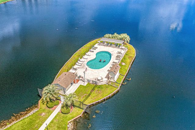 8830 Chandler Dr Apt H, Surfside Beach, SC 29575