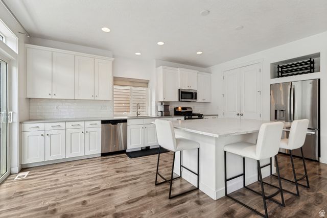 3695 W DESERT MEADOW WAY, South Jordan, UT 84009