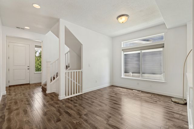 3695 W DESERT MEADOW WAY, South Jordan, UT 84009
