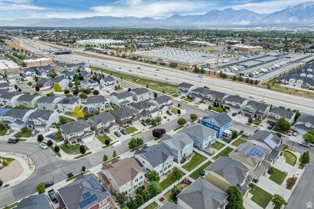3695 W DESERT MEADOW WAY, South Jordan, UT 84009