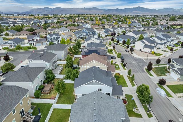 3695 W DESERT MEADOW WAY, South Jordan, UT 84009