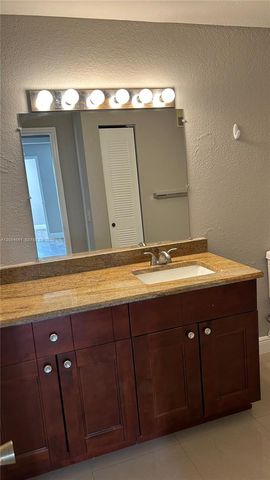 3430 N Pinewalk Dr N 624, Margate, FL 33063