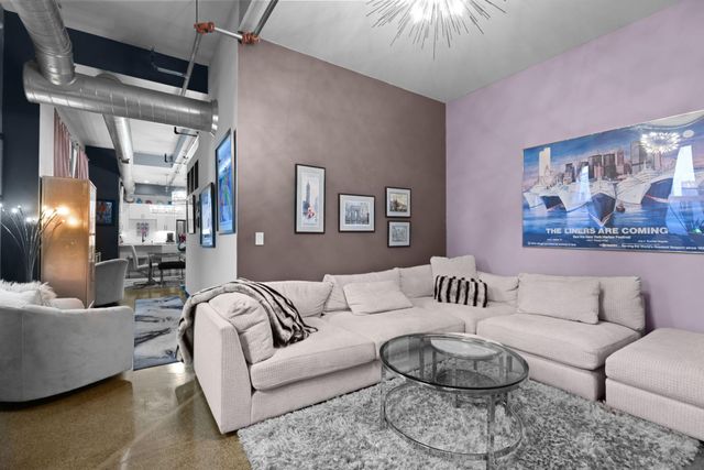 350 Saint Peter Street 512, Saint Paul, MN 55102