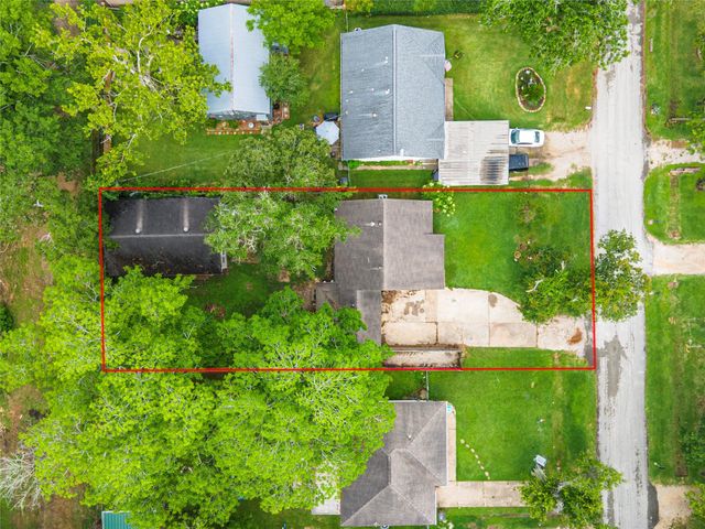4801 44th Street, Dickinson, TX 77539
