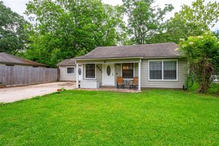 4801 44th Street, Dickinson, TX 77539