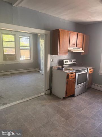 2001 WOODLYNNE AVE, Oaklyn, NJ 08107
