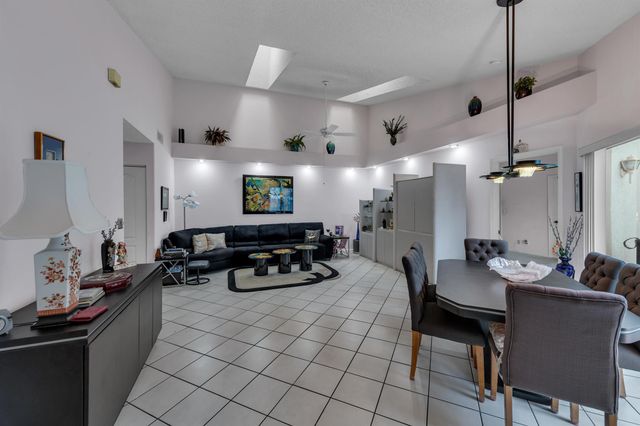 9407 Boca Gardens Parkway B, Boca Raton, FL 33496