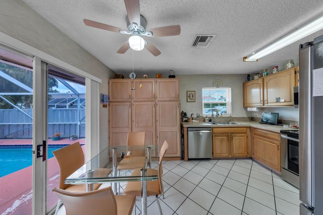 9407 Boca Gardens Parkway B, Boca Raton, FL 33496
