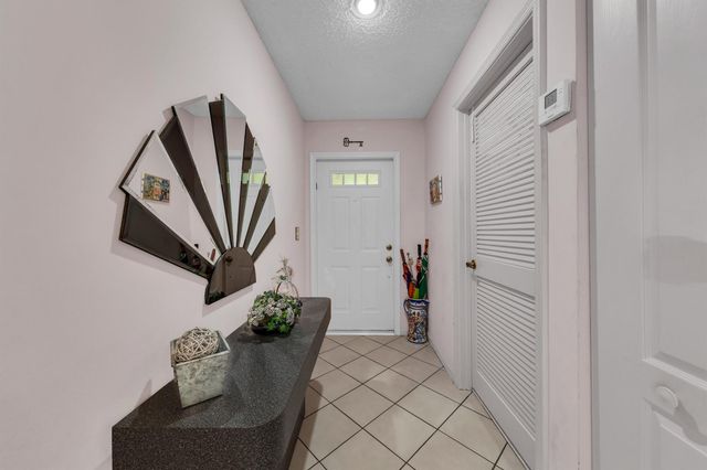 9407 Boca Gardens Parkway B, Boca Raton, FL 33496