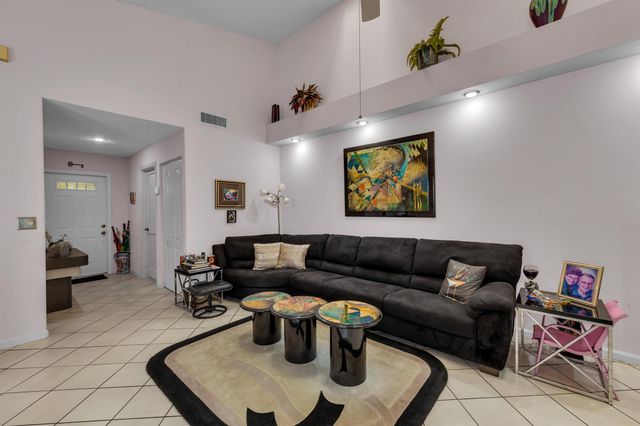 9407 Boca Gardens Parkway B, Boca Raton, FL 33496