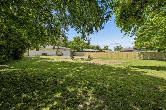 812 Tuckahoe Dr, Madison, TN 37115