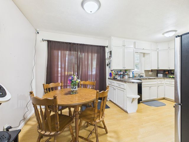 711 S Central Ave, Mulvane, KS 67110