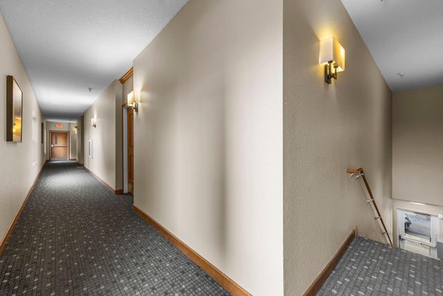 310 E 18th Street 201, Minneapolis, MN 55404