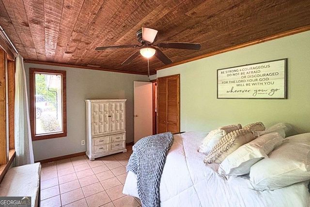 153 January Lane, Ellijay, GA 30540