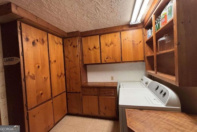 153 January Lane, Ellijay, GA 30540