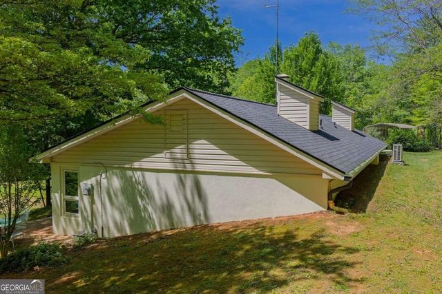153 January Lane, Ellijay, GA 30540