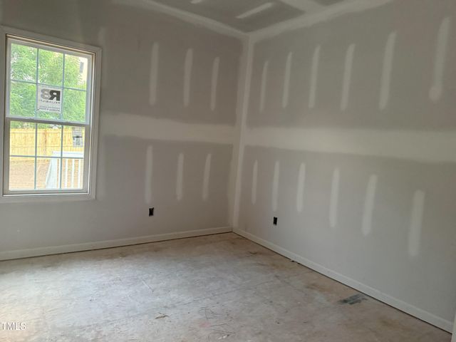 101 Hickory Avenue, Broadway, NC 27505