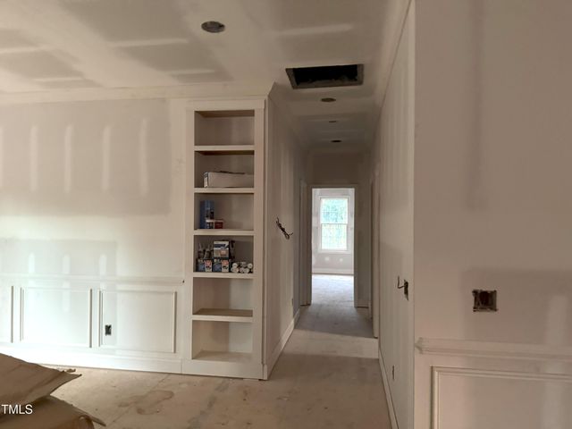 101 Hickory Avenue, Broadway, NC 27505