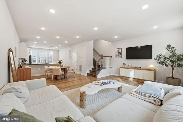 7220 MOUNTAINEER DR, Alexandria, VA 22306