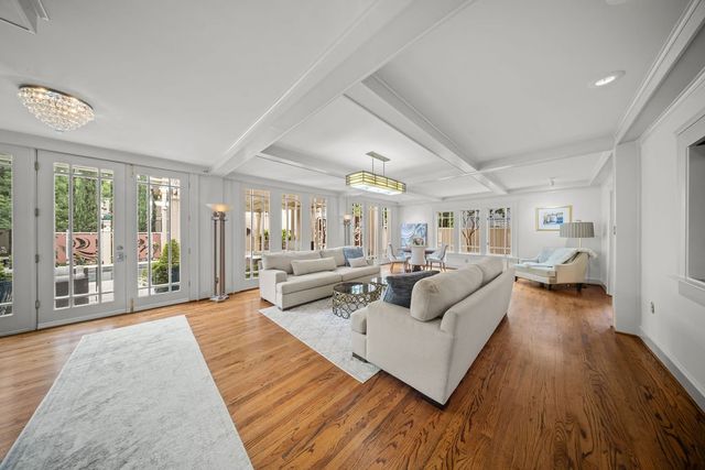 5617 Swiss Avenue, Dallas, TX 75214