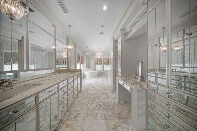 5617 Swiss Avenue, Dallas, TX 75214