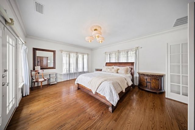 5617 Swiss Avenue, Dallas, TX 75214